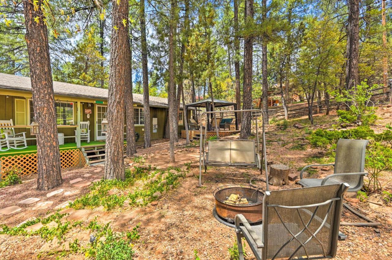 Pine Cabin In The Woods With Yard And Grill! Экстерьер фото